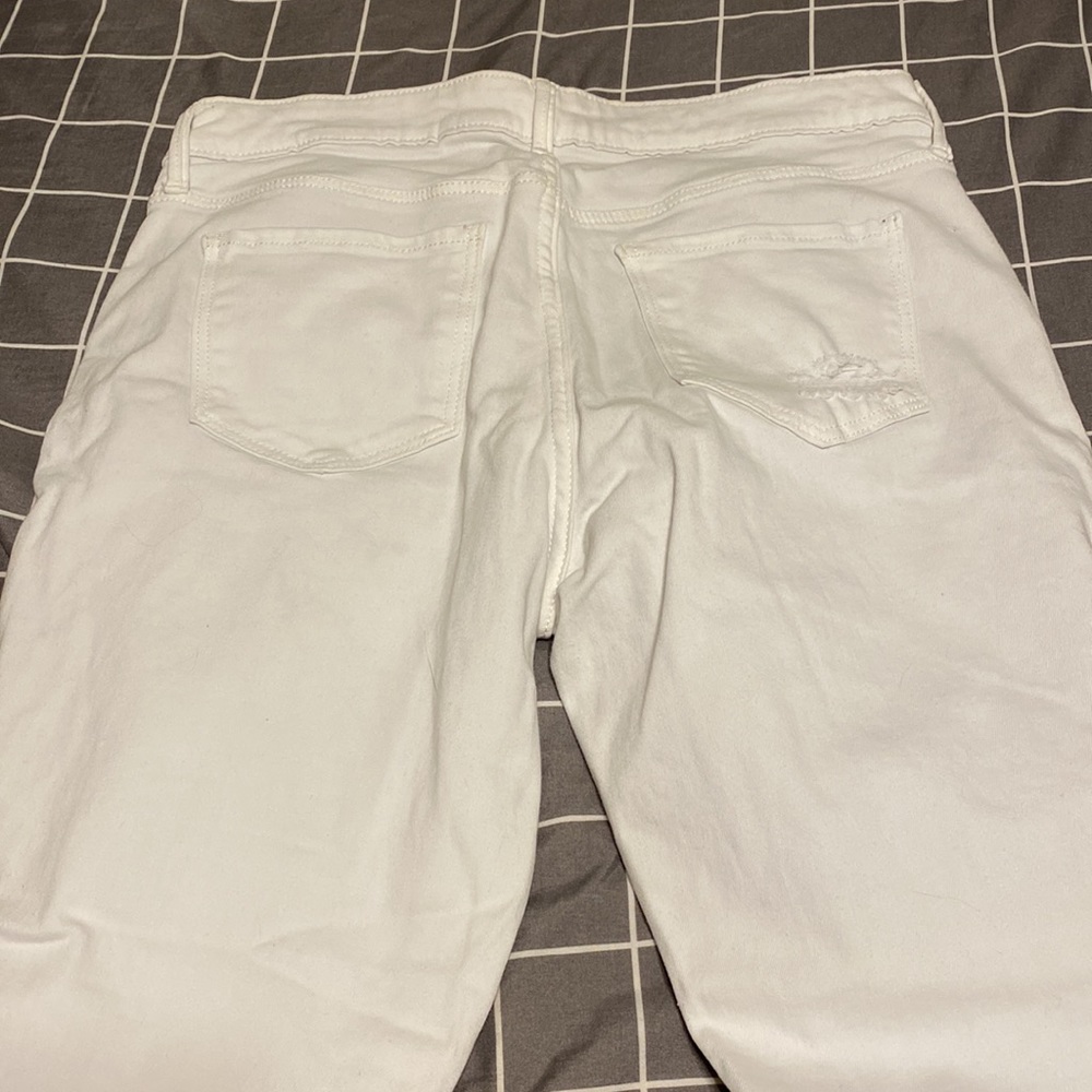 OLD NAVY. Women’s jeans. - Picture 3 of 7